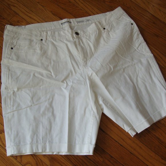 Sonoma White Mid-Rise Bermuda Shorts 24W NWT - Picture 1 of 10